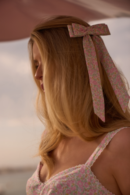 hover-Kiki бантик