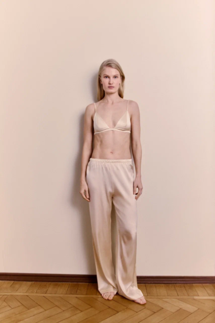 hover-Lauren vanille бра